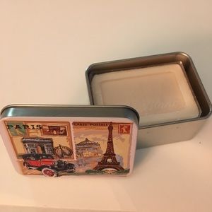 Epcot France Soap w/ Tin Box WDW